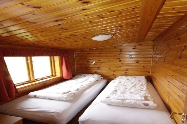 Hotel Hellisholar Cottages (Hlíðarendi)